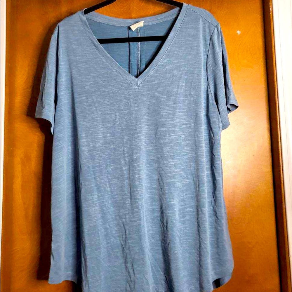 Mod Ref v neck shirt size XL